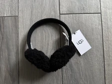 UGG KIDS CLASSIC SHEEPSKIN EARMUFFS, BLACK , NWOT, ONE SIZE