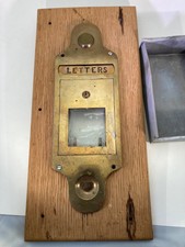 Vintage Mosiężna skrzynka pocztowa i przycisk dzwonka do drzwi 13" x 4,5"