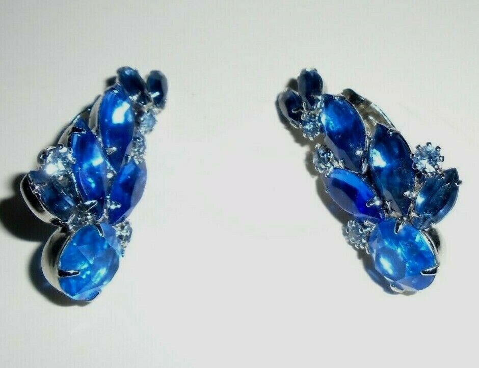 Vtg crescent shaped sapphire color clip earrings - image 1