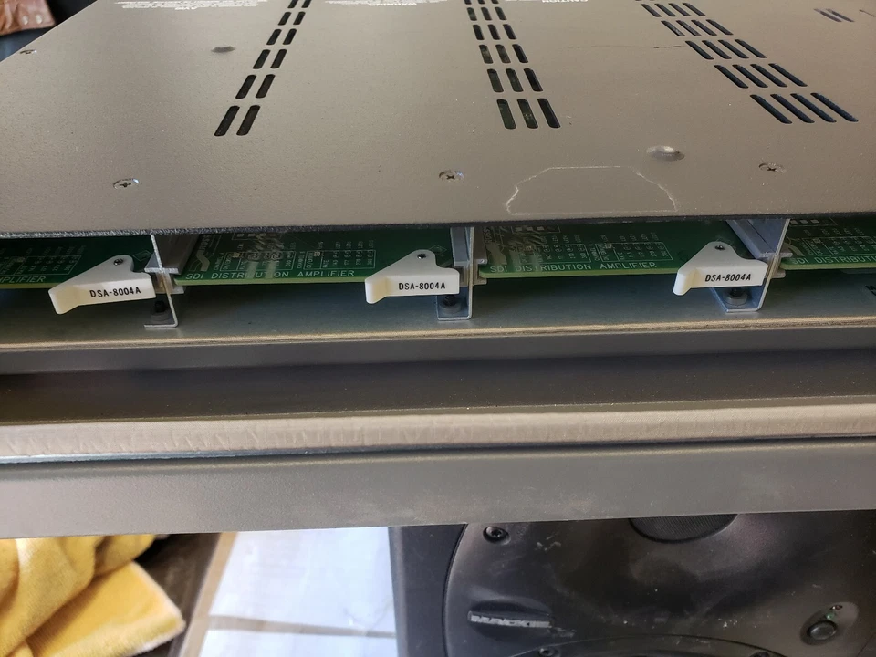 Equipo terminal digital RossGEAR DFR8104A con 4 tarjetas con fuente de alimentación Foto 4 de 4