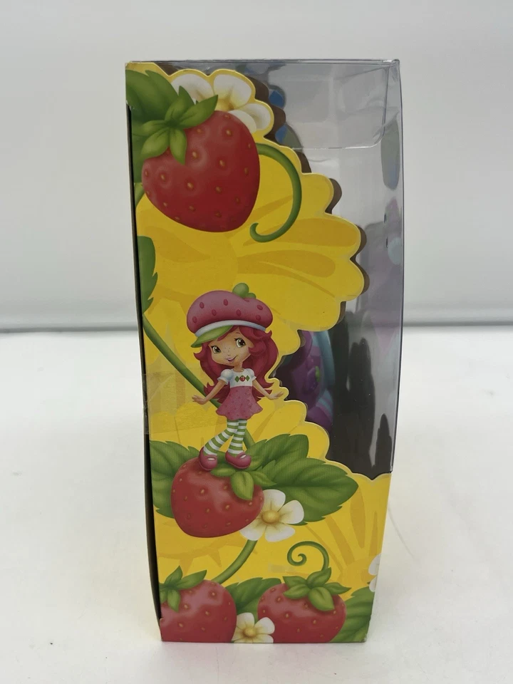 NOVO Morango Shortcake Berry Sweet Conversível 2009 Hasbro Boneca de Brinquedo - Imagem 3 de 4