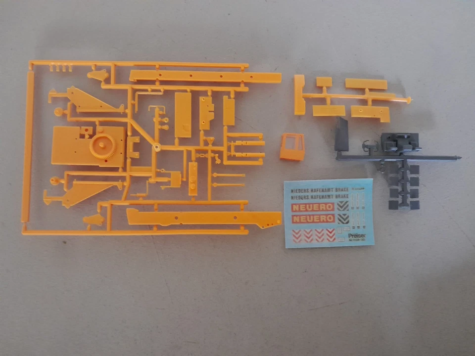 Preiser 1110 BS Krupp 35 GMT-I Industriekran Neuero gelb 1:87/H0-OVP,vollständig - Bild 4 von 4
