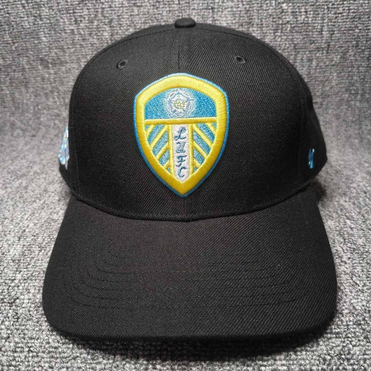 '47 Brand Leeds United Black Snapback Cap Embroidered Crest