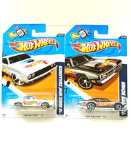 2011 Hot Wheels Hw Racing 12 Lot Of 2 70 Dodge Hemi Challenger 71 Demon