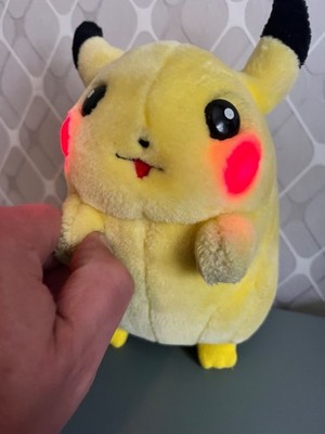 Pokemon Pikachu 1999 Hasbro Electronic sprechend leuchtend Backen Plüsch Vintage