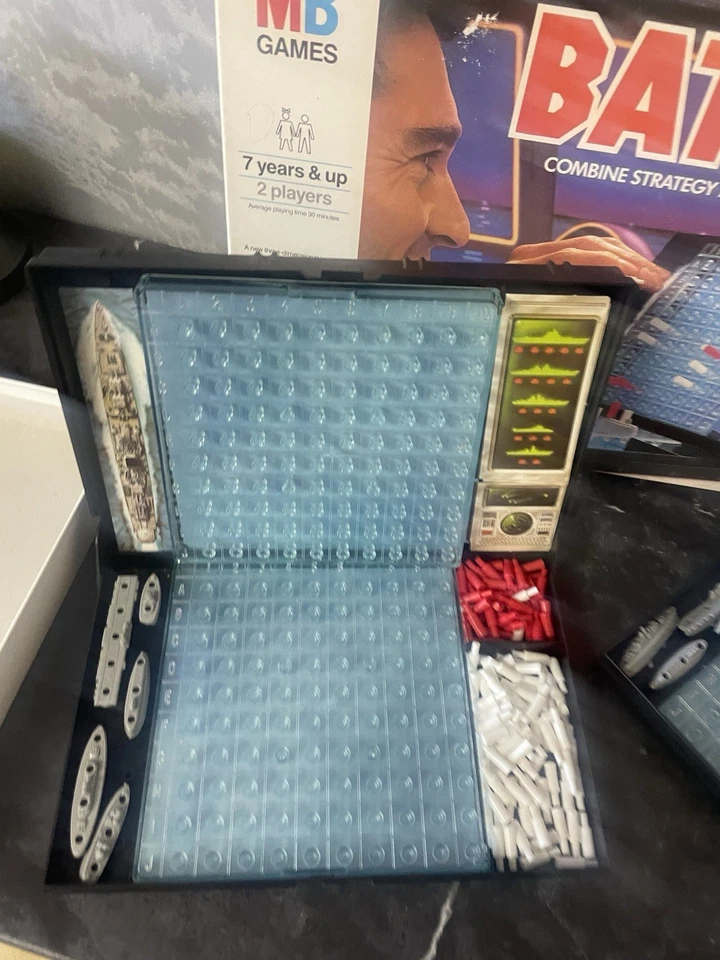 Vintage Battleship by MB Games 1993 The Classic Naval Action Game Complete VGC - Image 3 of 4