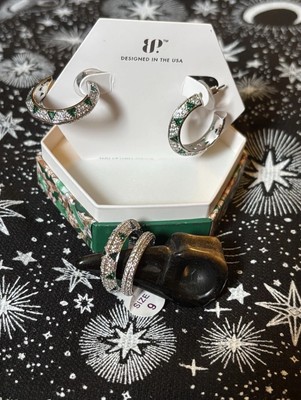 Bomb Party May Bundle! RG34901  A Royal Touch 9And ER87869  A glimmering Vision 