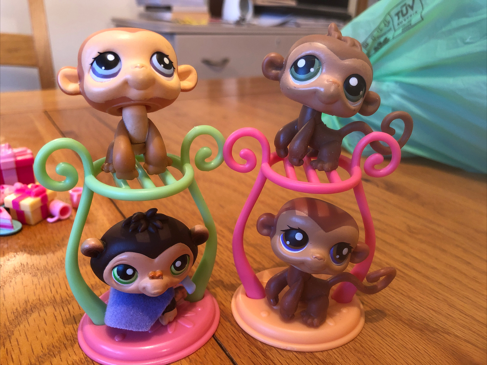 Littlest Pet Shop Figures Bundle Including Accessories eBay