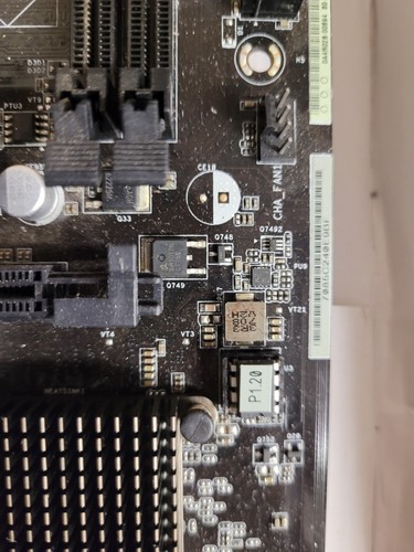 Placa madre Intel X4 defectuosa ASRock H81 Pro BTC, LGA 1150/zócalo H3 - Imagen 5 de 21