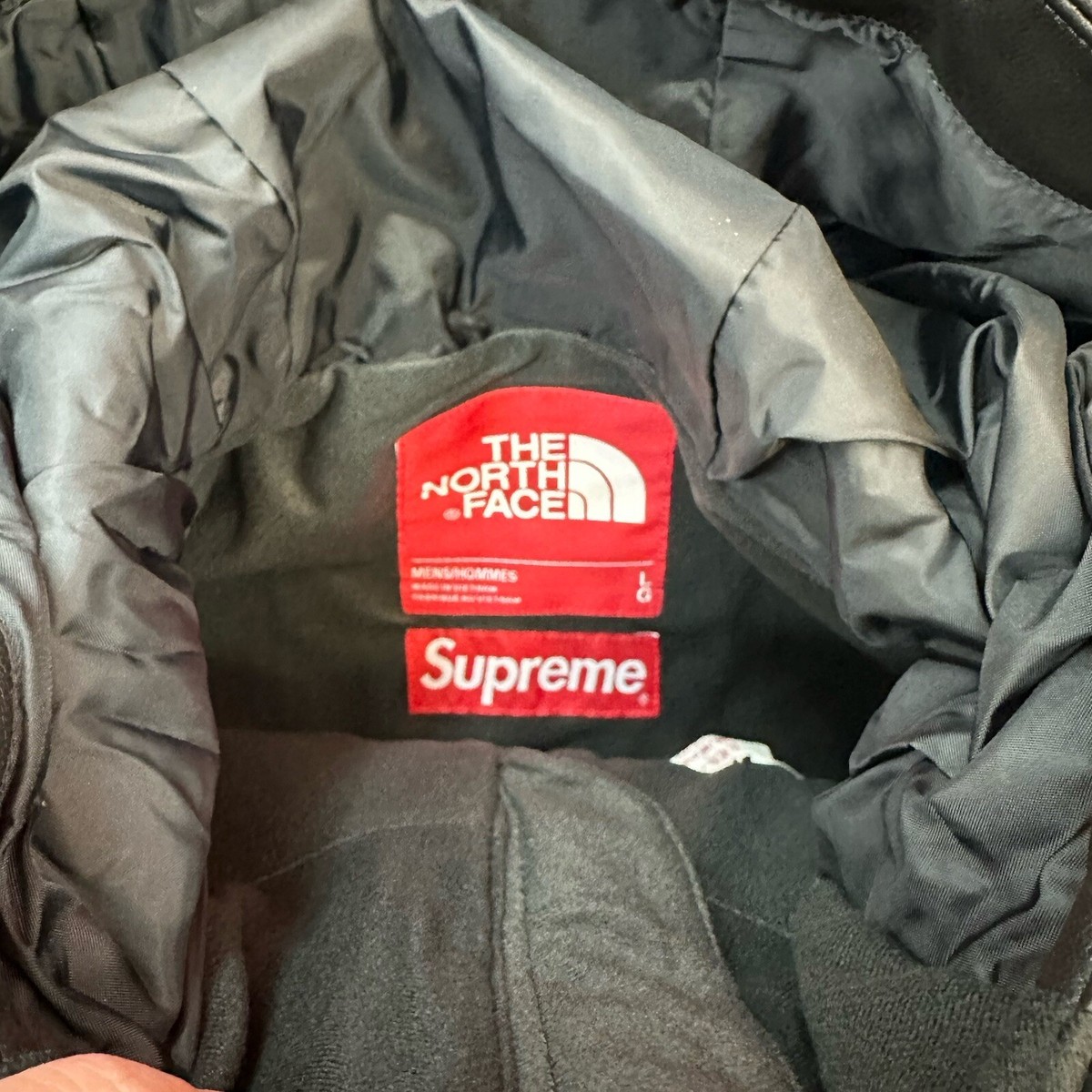 New Large Supreme x The North Face Leather Mountain Parka New Large Supreme x The North Face Leather Mountain Parka