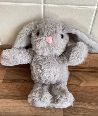 TJM GRAUER HASE KANINCHEN ROSA NASE STOFFTIER BETTDECKE 8 ZOLL NICHT MEHR ERHÄLTLICH