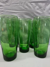 Set of 5 Green Glass Pilsner Beer Glasses 6 Inch Tall Heavy Base