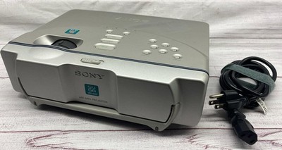 Sony SVGA VPL-CS2 LCD Data Projector - LOW HOURS!