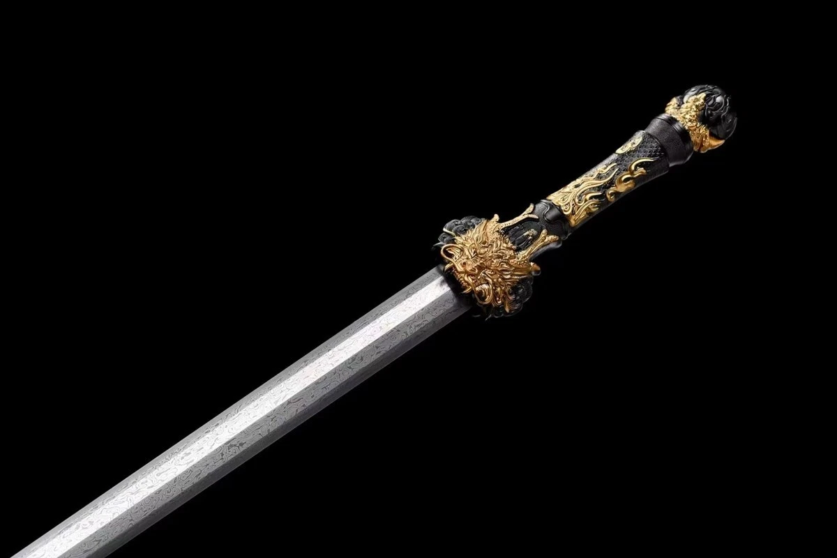 Handmade Sharp Chinese Dragon Sword Folded Damascus Steel Blade