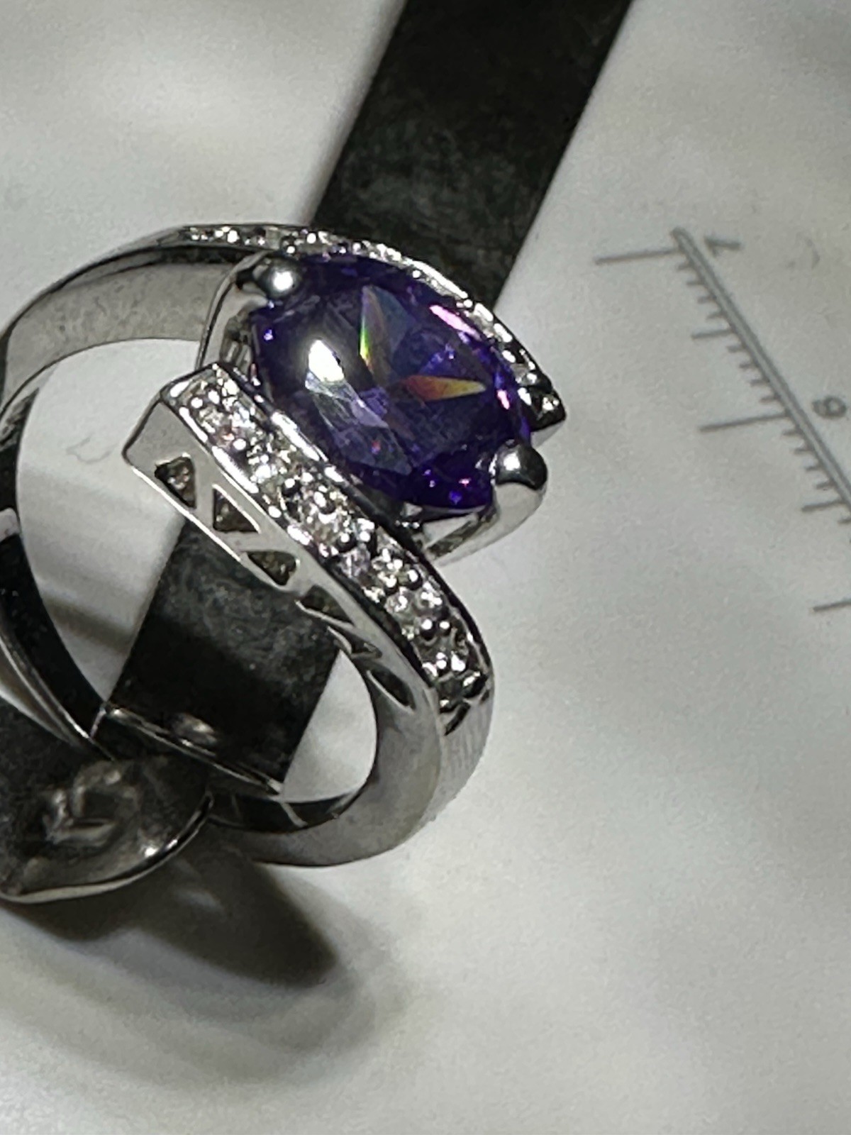 Solid 10k white gold dress ring featuring an oval… - image 13