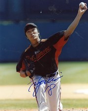 TSUYOSHI  WADA    BALTIMORE  ORIOLES  SIGNED 8X10  PHOTO