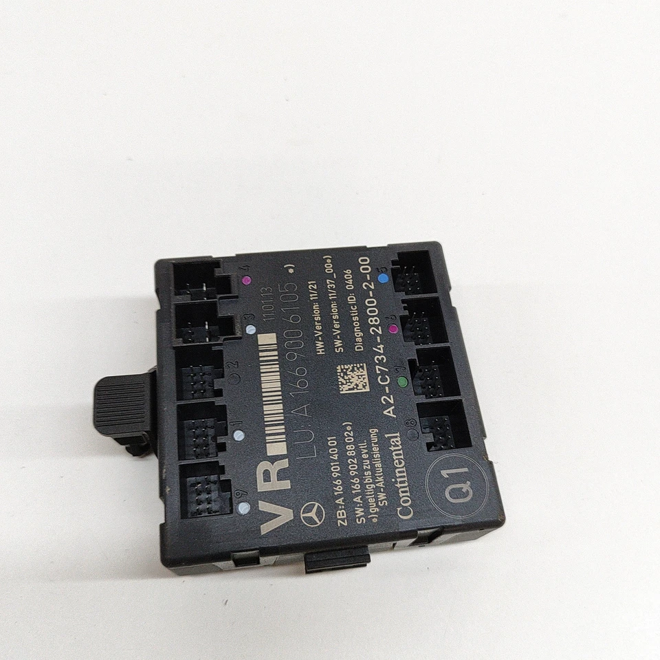 MERCEDES-BENZ CLA Coupé C117 Centralina porta anteriore destra A1669006105 2013 - Immagine 3 di 4