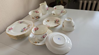 Coalport Bone China Teeservice,  Junetime -Design, England, feines Porzellan