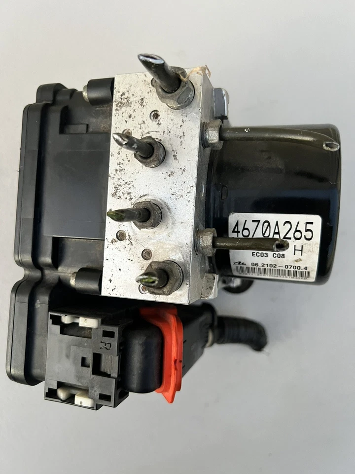 MITSUBISHI LANCER ABS BOMBA/MODULADOR CJ, P/N 4670A265, 09/07-10/15 07 08 09 10 1 - Imagem 4 de 4