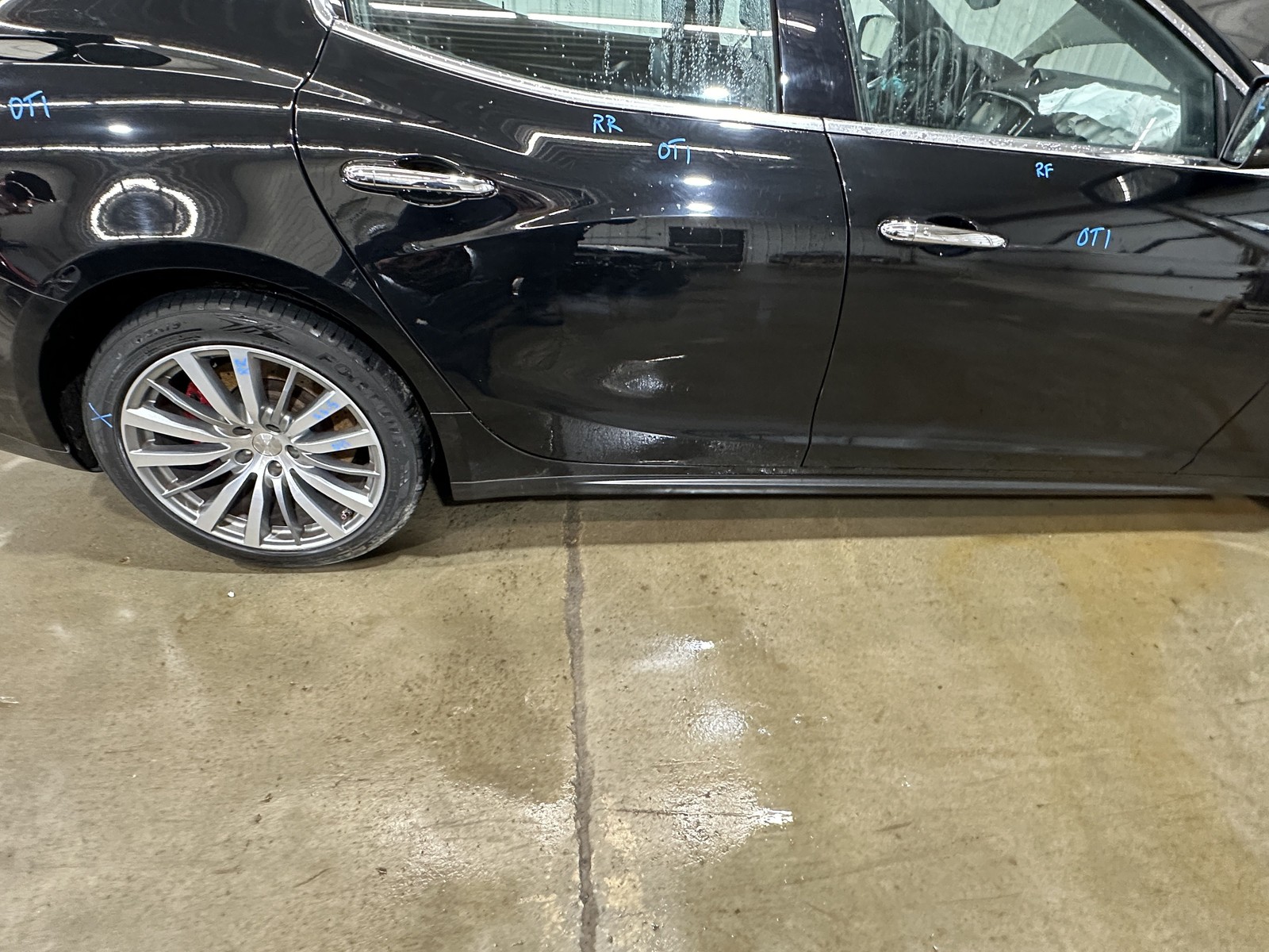 Maserati Ghibli Rear Right Door framework Black