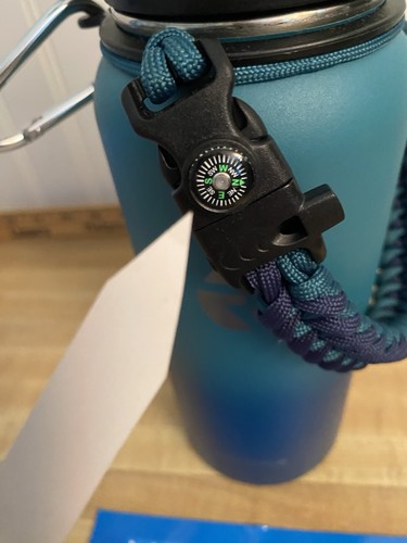 Botella de Agua Aislada 32 Oz, Triple Pared Aspiradora Acero Inoxidable (Fría por 48 Hr - Imagen 4 de 8