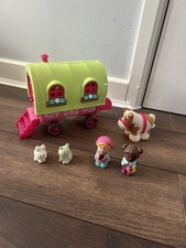 ELC Happyland Roaming Rose Caravan, Horse Drawn Carriage, Travellers Wagon