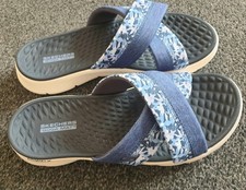 SKECHERS GOWALK, GOGA MAT BLUE  SLIDER SANDALS UK 7 - 8. BIG FITTING.