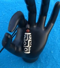 Tibetan Agate 9 Nine - Eye Dzi Bead Necklace White and Black Color.