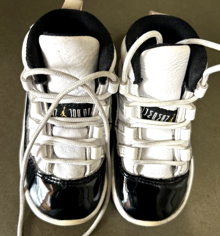 Nike Air Jordan 11 Retro TD Gratitude Toddler Size 6C White Gold 378040-170 Foto 2 de 4