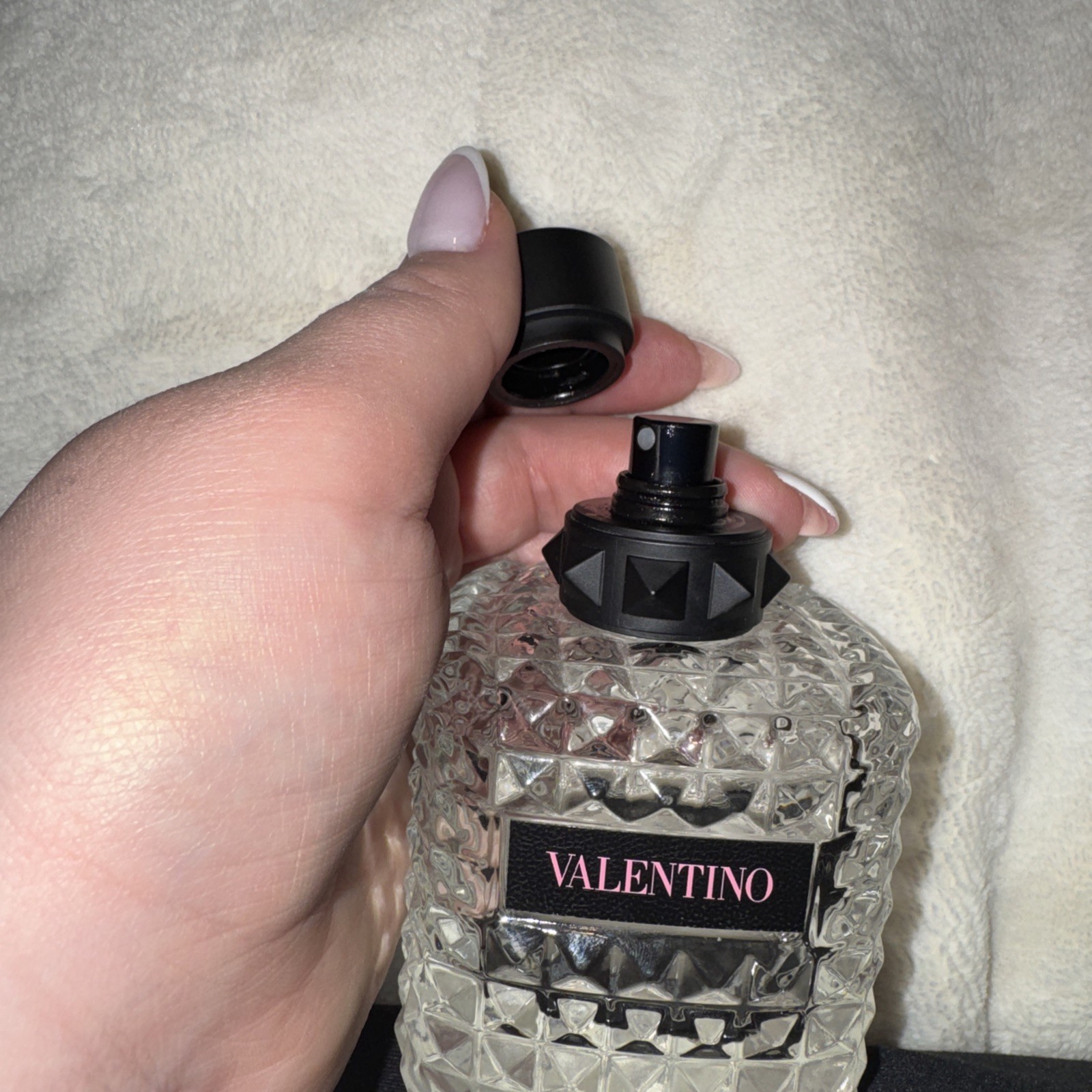 Valentino Donna Born In Roma *Empty *3.4 oz   Bottle thumbnail 5