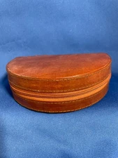 VINTAGE LEATHER TRAVEL JEWELRY CASE CRESENT SHAPE 6 IN