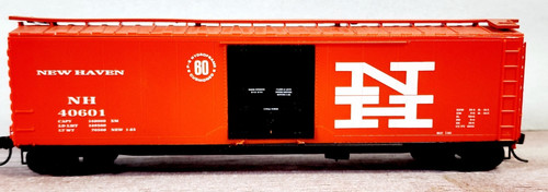 Coche de carga New Haven RR 50' puerta enchufable 40601 E&C tienda 9002-1 dueño construido con Kadees HO | Zustand: Used