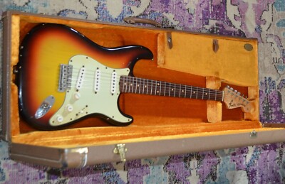 Fender Custom Shop  ''1961'' Stratocaster Sunburst Soft Relic 2003