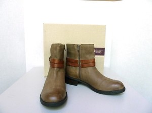 clarks swansea swing