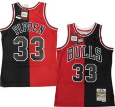 1997-98 Scottie Pippen 33 Bulls Mens Mitchell Ness Split Swingman Jersey 135