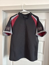 Camisa de Entrenamiento Los Juegos del Hambre para Hombres 2XL Roja Negra 12 NECA Manga Corta 1/4 Cremallera