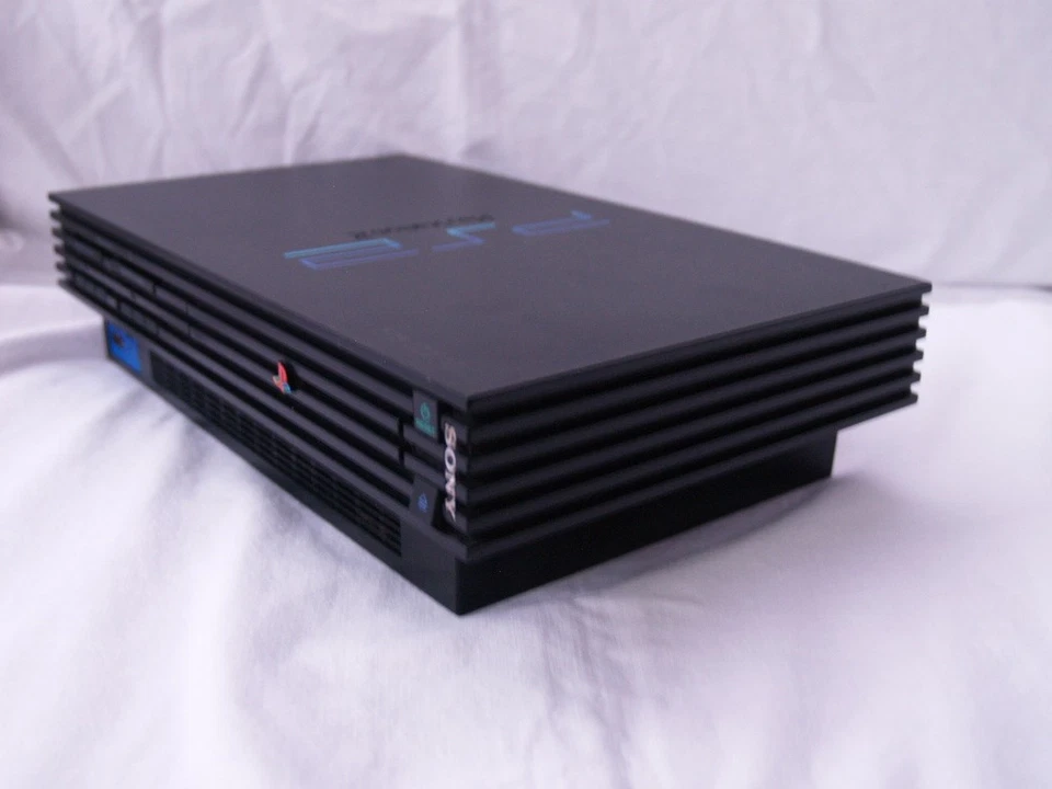 Sony PlayStation 2, Foto 2 von 5