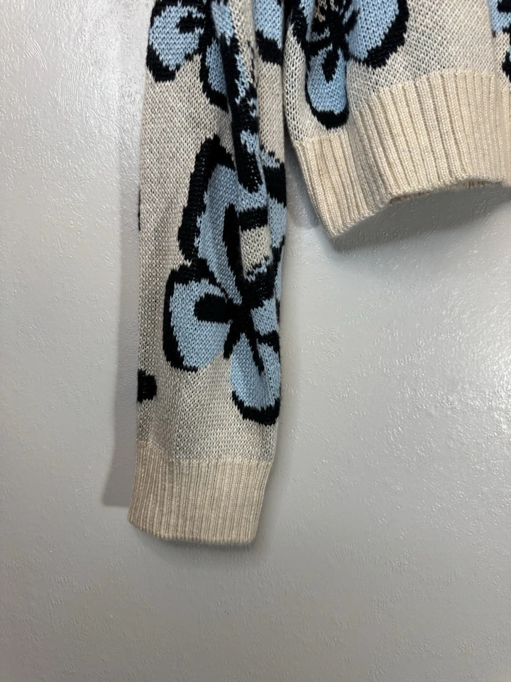 Suéter Recortado Mariposa Cuello en V Madden Nueva York Años 90 Y2K De Colección Talla XL Foto 2 de 4