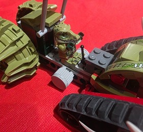 LEGO Chima (70001) Crawleys Claw Ripper Complete (With Manual 2 Only/No Box)