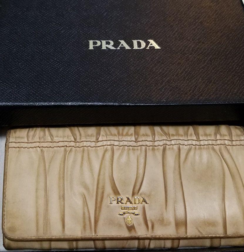 PRADA Long Wallet Ladies