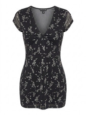 PrettyLittleThing Black Floral Short Sleeve Dress - UK 14