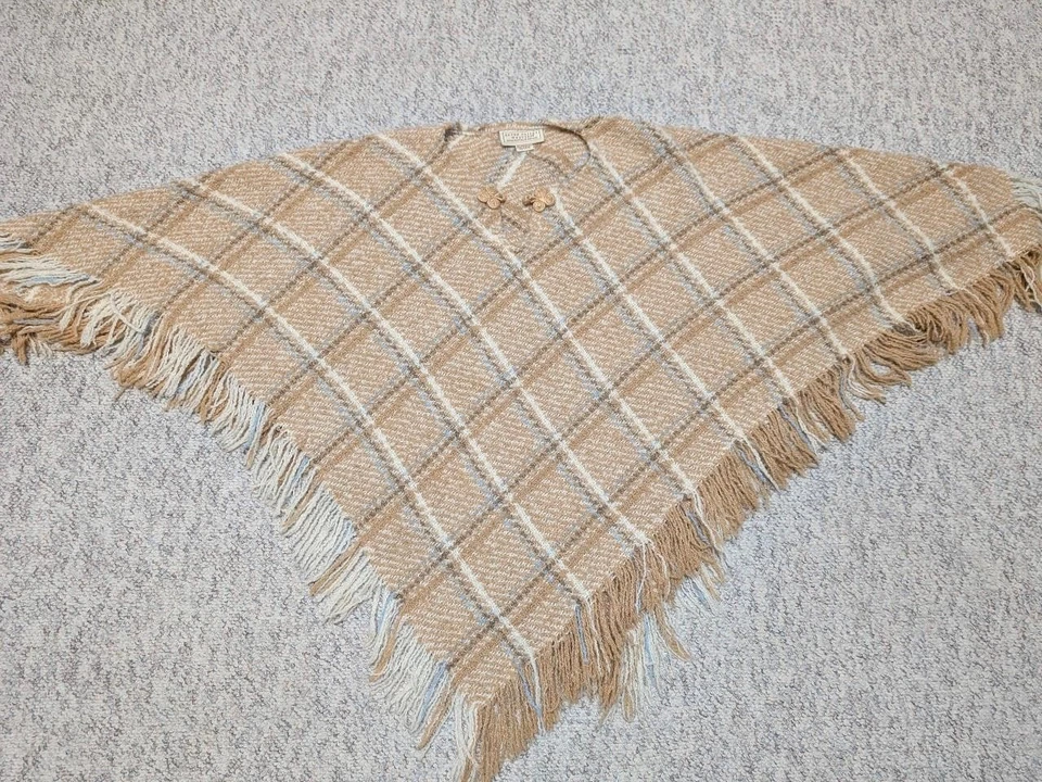 vintage IRELAND made IRISH WOOL cape sweater ONE SIZE brown/tan ALPACA poncho - Image 2 of 4