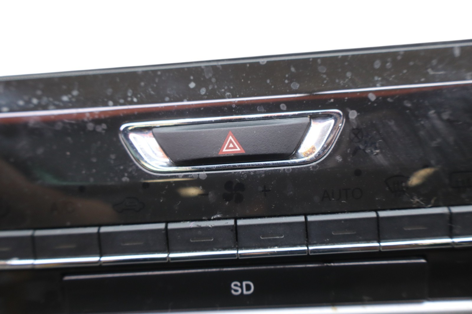 14-17 Maserati Quattroporte M156 Dash Radio Display Screen Head Unit OEM