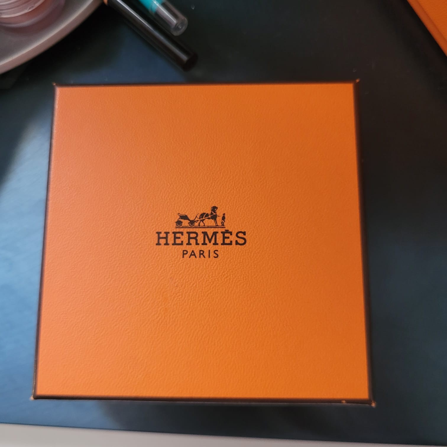 ✨️HERMÉS✨️ MEDIUM WIDTH ENAMEL BANGLE SIZE 70 VER… - image 13