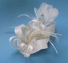 Elegant Wedding Fascinator Hair Clip/ Pin Ladies Day Races Royal Ascot-UK
