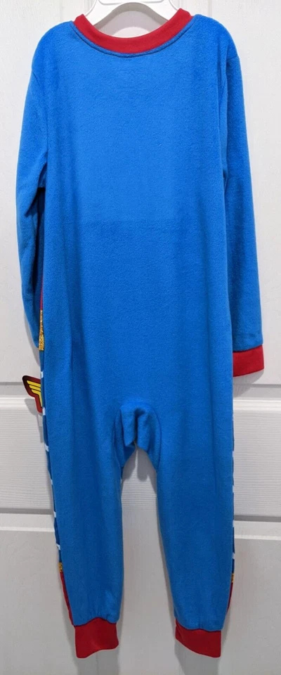 **NUEVO** DC Comics Wonder Woman Pijama para niñas, 1 pieza, talla XS (4/5) Foto 2 de 4