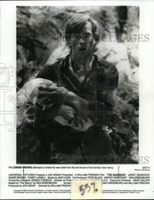 1990 Press Photo Dwier Brown in a scene from the movie 