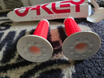パーツ Oakley B-1B Original NOS old school BMX OLD SCHOOL BMX NOS OAKLEY B1-B GRIPS SURVIVORS USA VINTAGE RARE