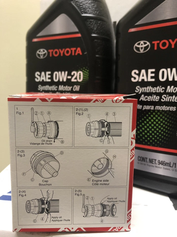 Genuine Toyota , Lexus Motor Oil With Replaceable Filter Element 04152-YZZA3 - Image 3 of 4