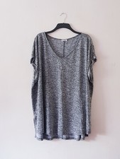 Plus Size Grey Ladies V Neck Top with Drop Down Shoulder Sze 22 Exc. Condition